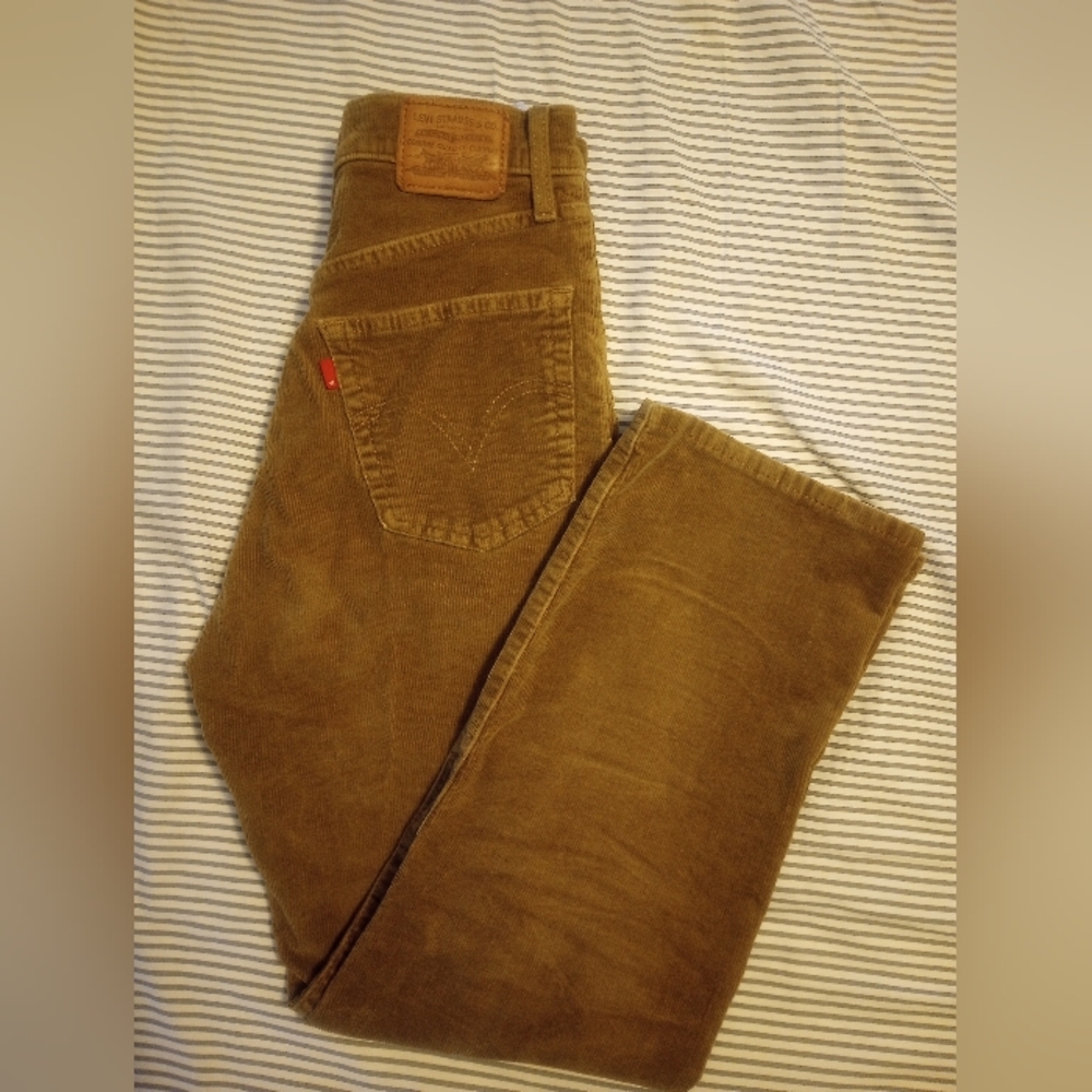 Levi's Ribcage Cordouroy Straight Ankle EUC